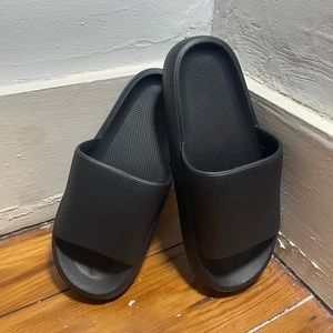 Black cloud slip ons
